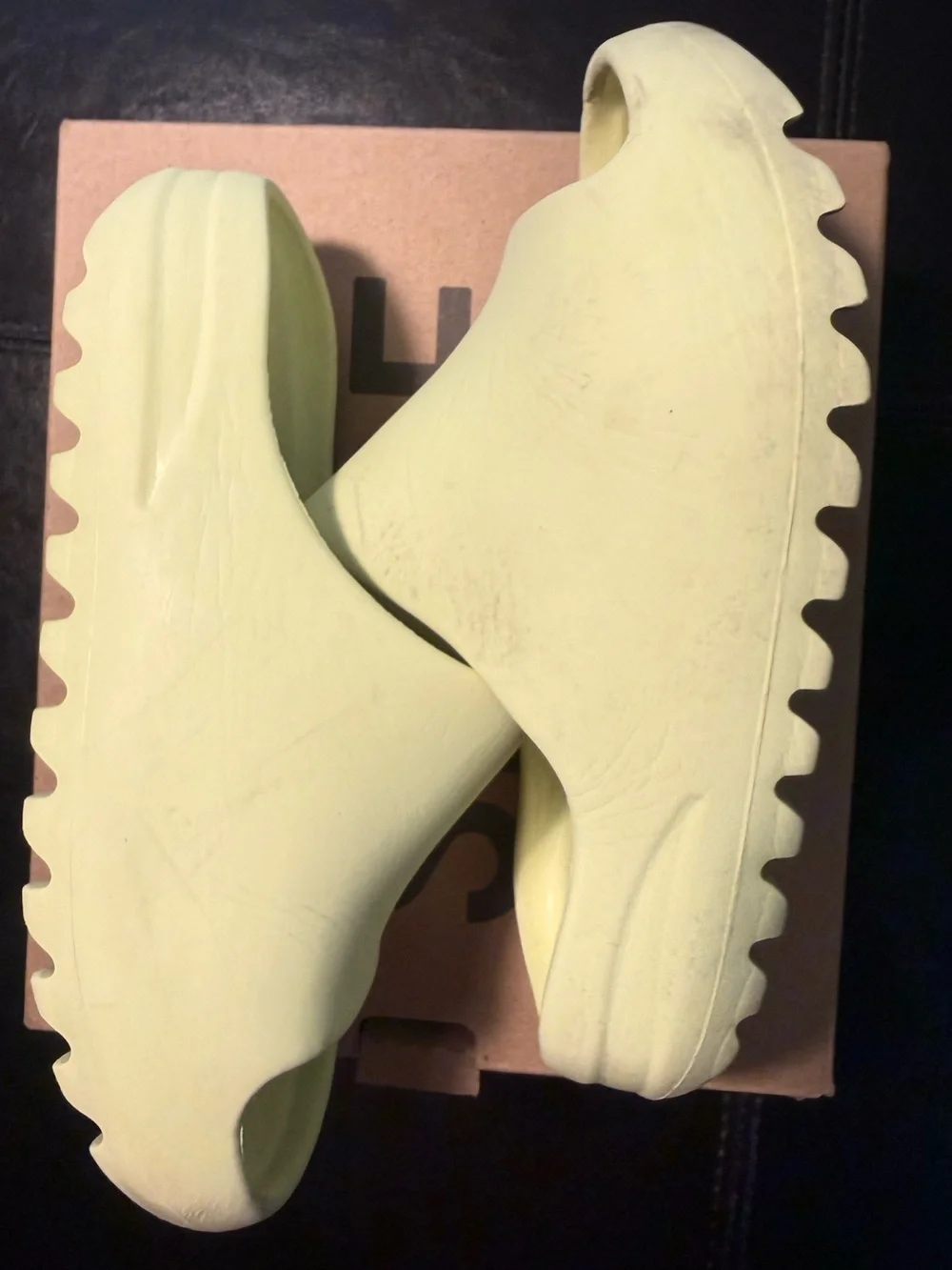 Yeezy Kids Foam Slide Sandals - Glow Green Size 13K